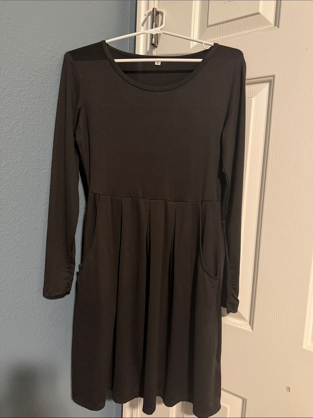 Long Sleeve Black Dress w/ Pockets